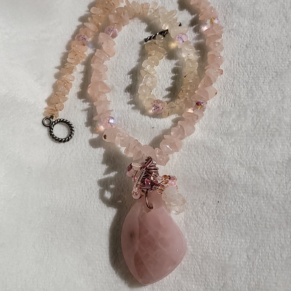 Rose Quartz Large Pendant Stone Crystal Beaded Necklace - Picture 2 of 8